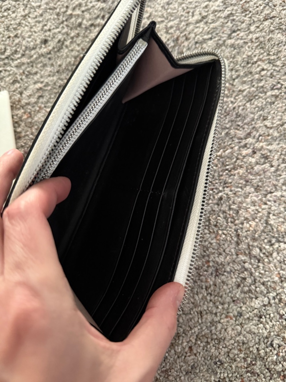 MCM Visetos Monogram zip-around wallet - Picture 6 of 14